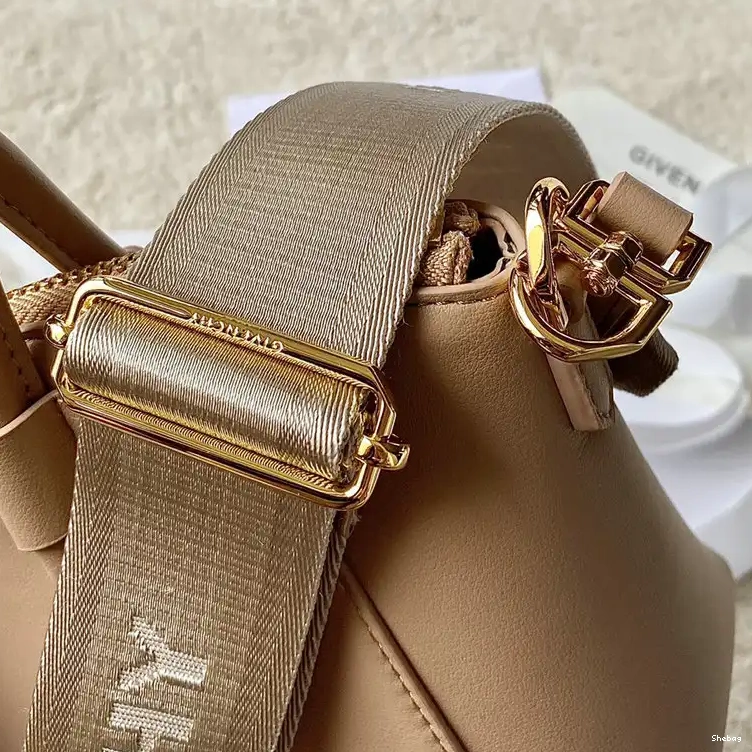 2209SW0091 Givenchy Bag 0603